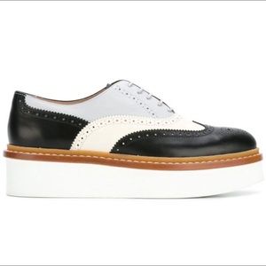 Tod's Women’s Brogue Oxford Shoes: Black and White